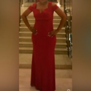 Night way red dress.